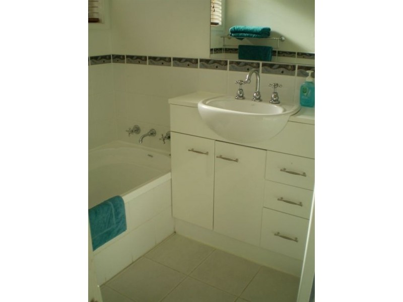 65 Karingal Drive, Frankston VIC 3199