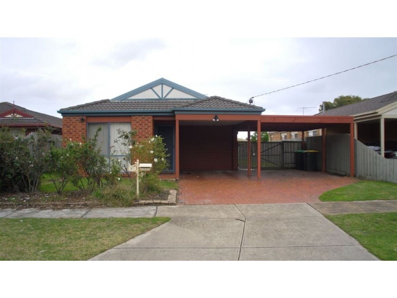 67 Greenwood Drive, Carrum Downs VIC 3201