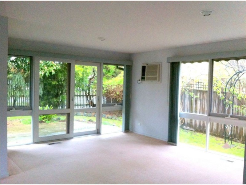 1/5 Baileyana street, Frankston South VIC 3199