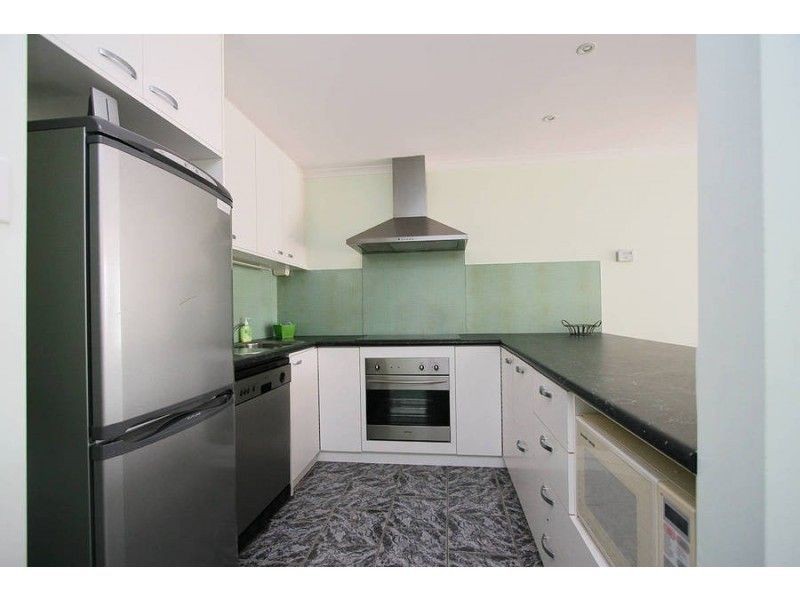 2/267 Nepean Highway, Seaford VIC 3198