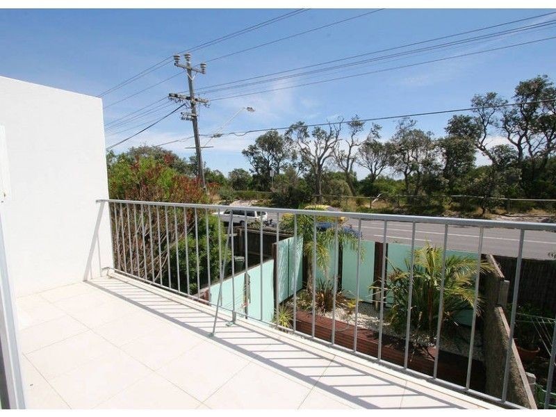 2/267 Nepean Highway, Seaford VIC 3198