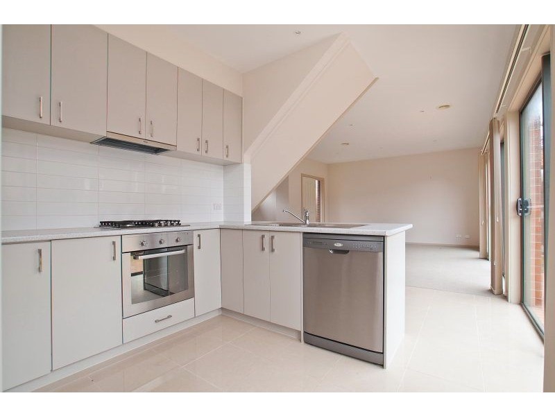 2/555 Station Street, Carrum VIC 3197