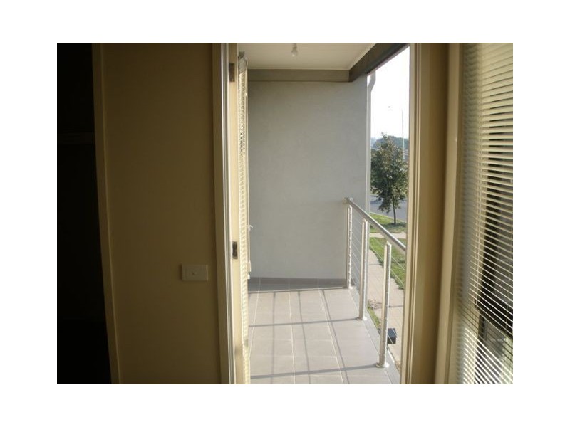 56 The Parkway, Pakenham VIC 3810