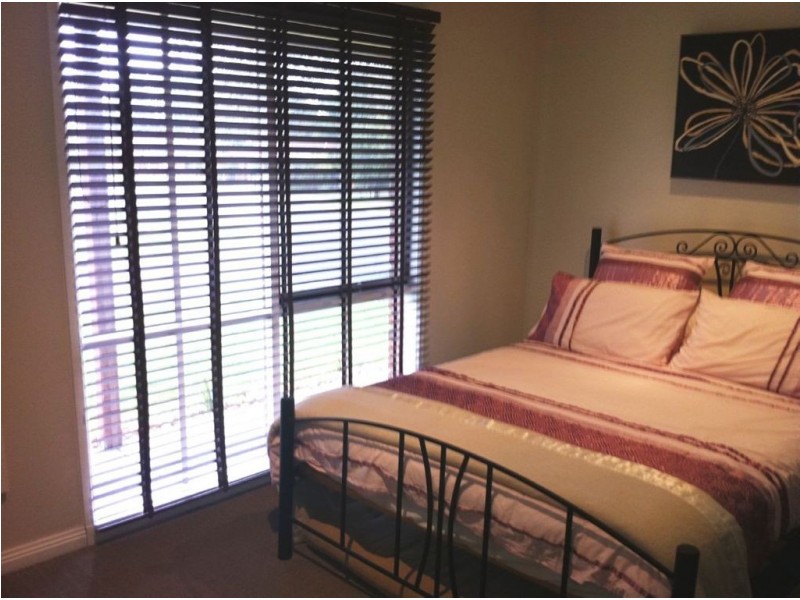 63 Clarendon Drive, Somerville VIC 3912