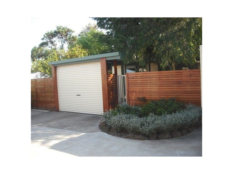 8/25 Wave Street, Frankston VIC 3199