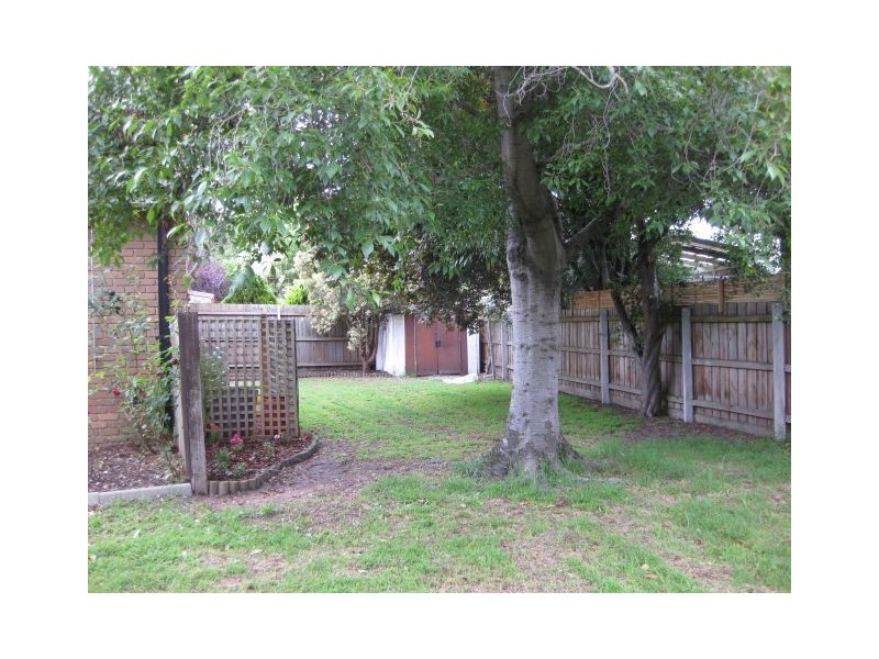 6 St George Court, Frankston VIC 3199