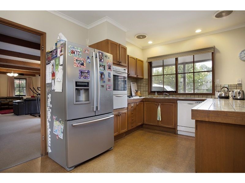 9 Renmuir Court, Frankston VIC 3199