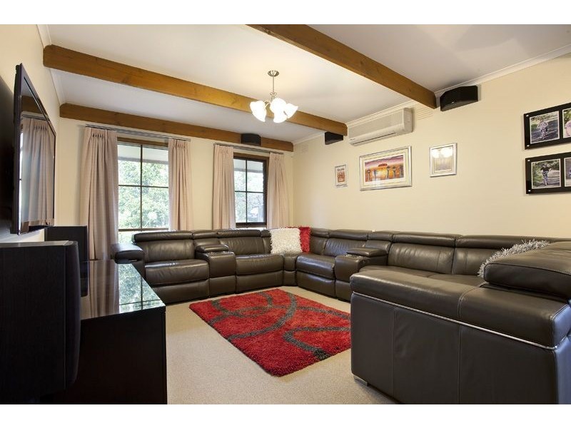 9 Renmuir Court, Frankston VIC 3199