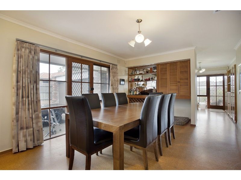 9 Renmuir Court, Frankston VIC 3199