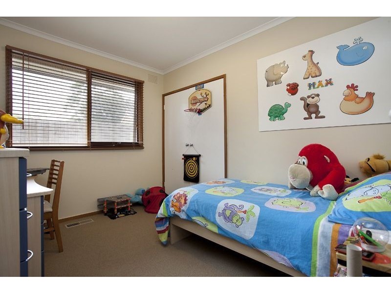 9 Renmuir Court, Frankston VIC 3199