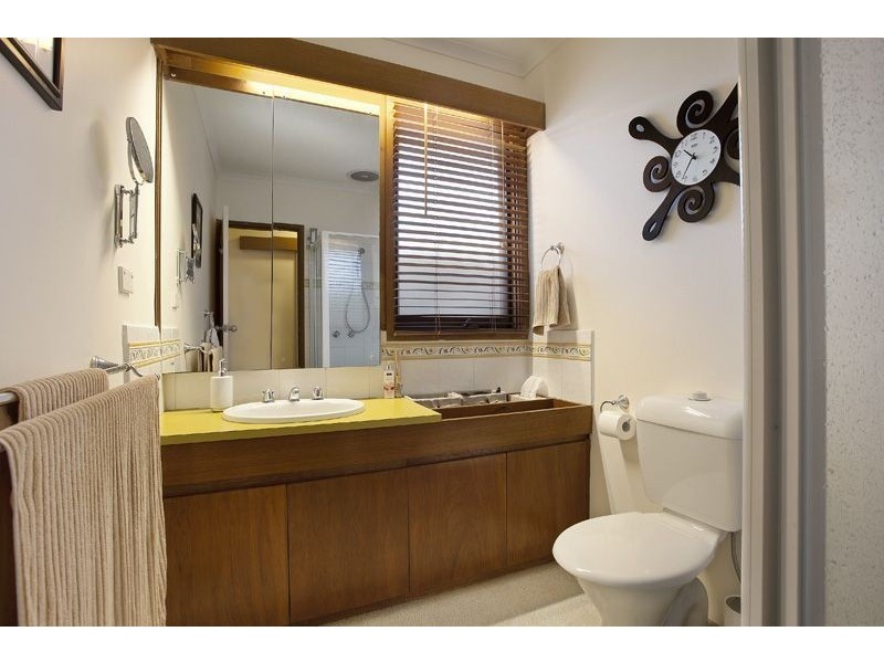 9 Renmuir Court, Frankston VIC 3199