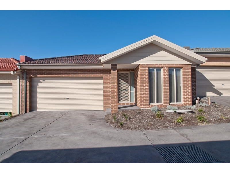 8/105 McMahons Road, Frankston VIC 3199