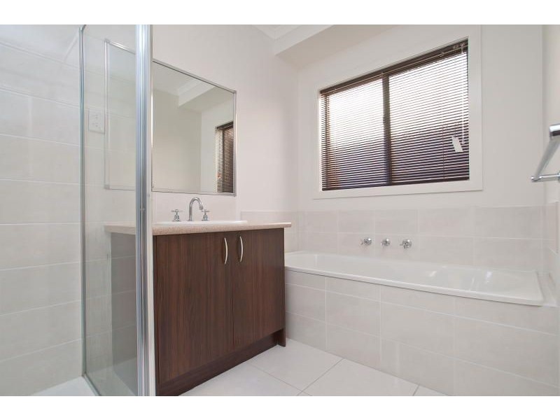 8/105 McMahons Road, Frankston VIC 3199