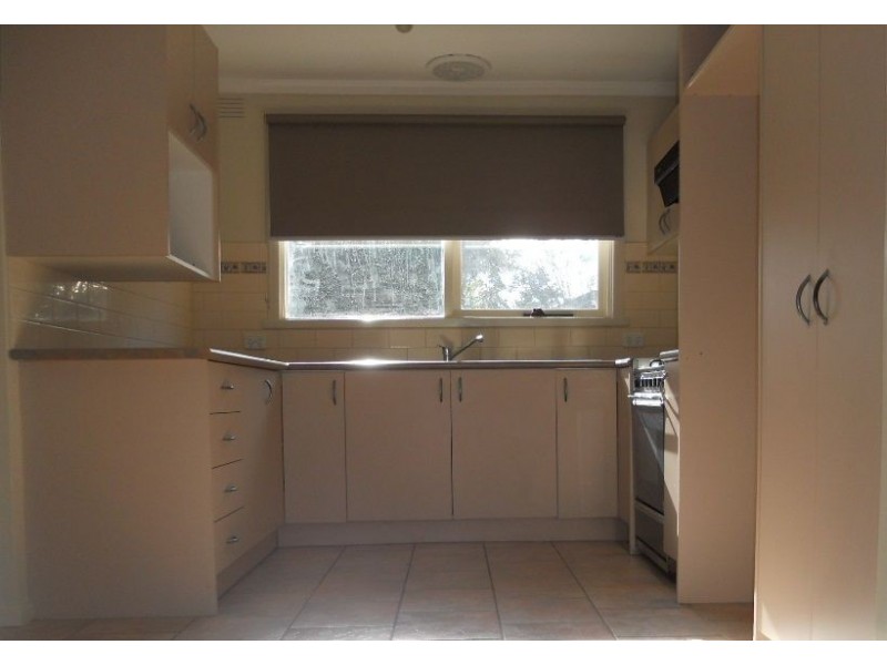 2/35 Hillcrest road, Frankston VIC 3199