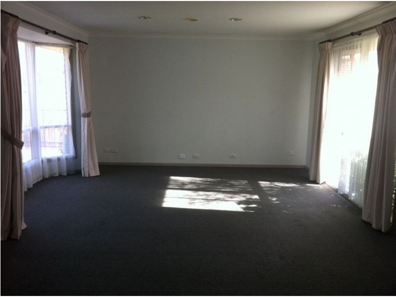 2 Kimtara Court, Somerville VIC 3912