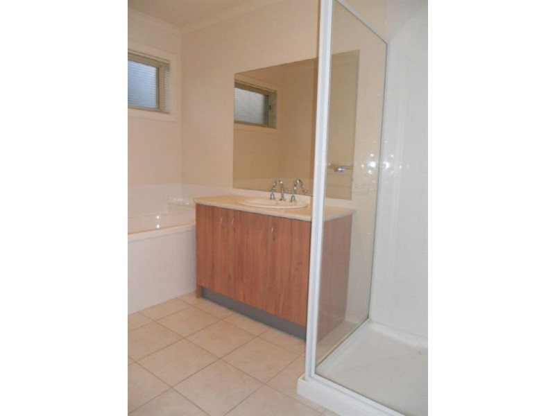 45 Meadow Crest Circuit, Mount Martha VIC 3934