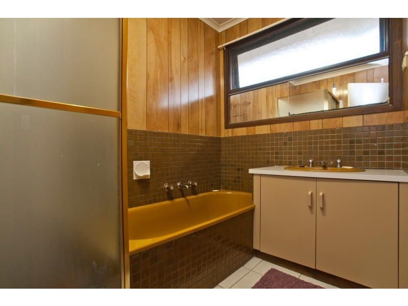 9 Acacia Court, Frankston VIC 3199