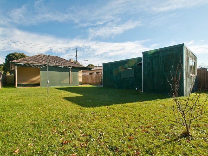 17 Galway Street, Seaford VIC 3198