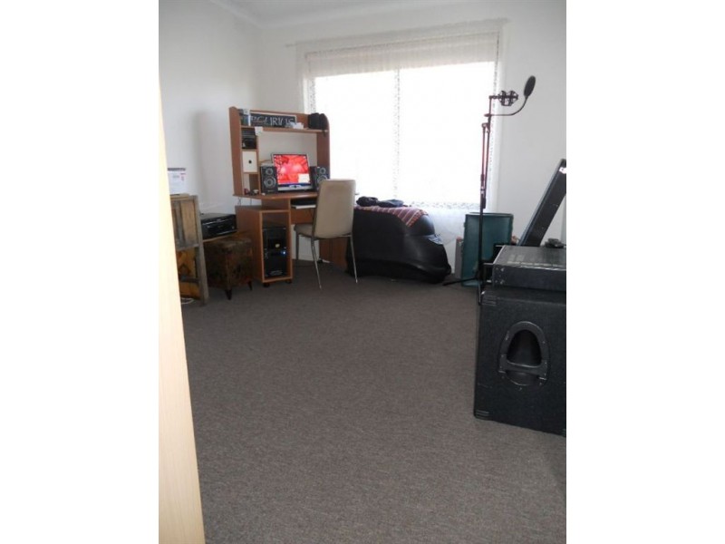 61A Swan Walk, Chelsea VIC 3196