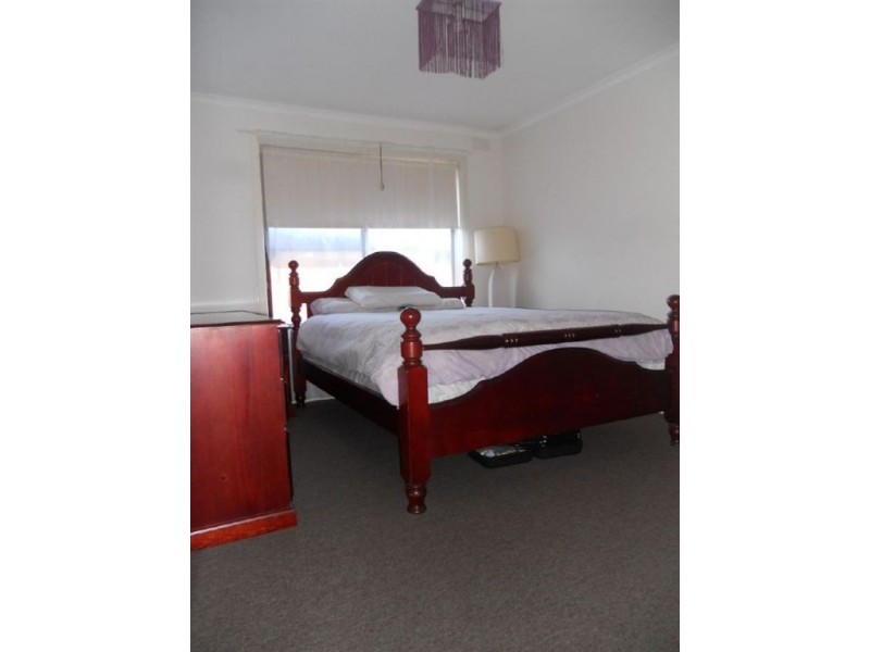 61A Swan Walk, Chelsea VIC 3196