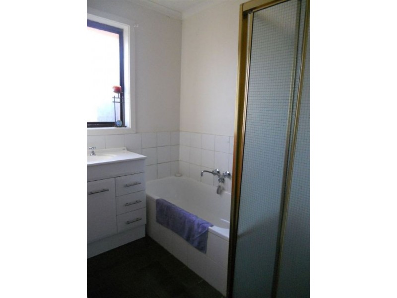 61A Swan Walk, Chelsea VIC 3196