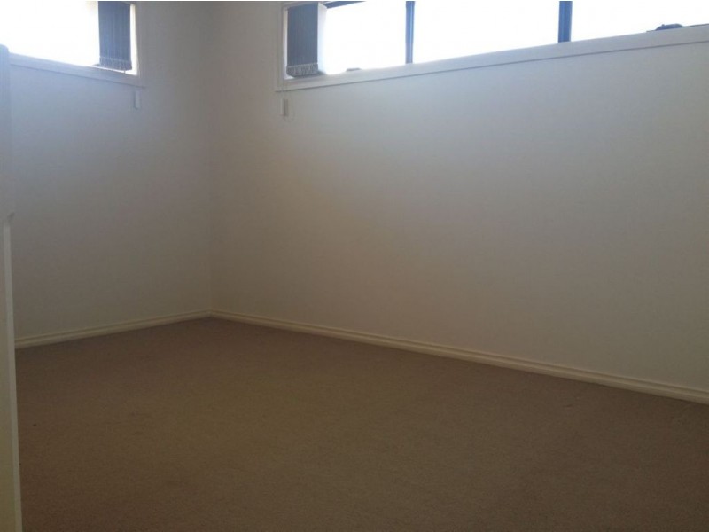 8/31 East Road, Seaford VIC 3198