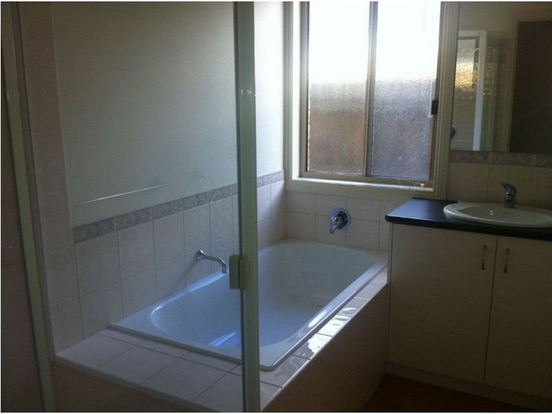 5/100 The Crescent, Tyabb VIC 3913