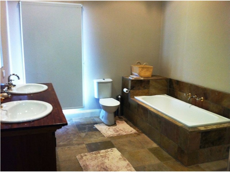 1518 Stumpy Gully Road, Moorooduc VIC 3933