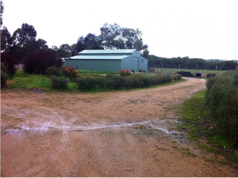 1518 Stumpy Gully Road, Moorooduc VIC 3933