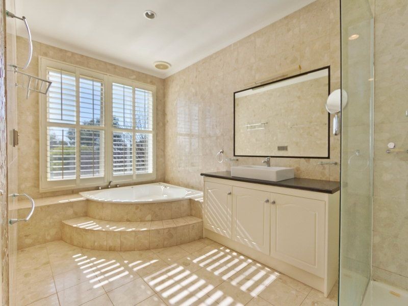 10 Sinclair Court, Mount Martha VIC 3934