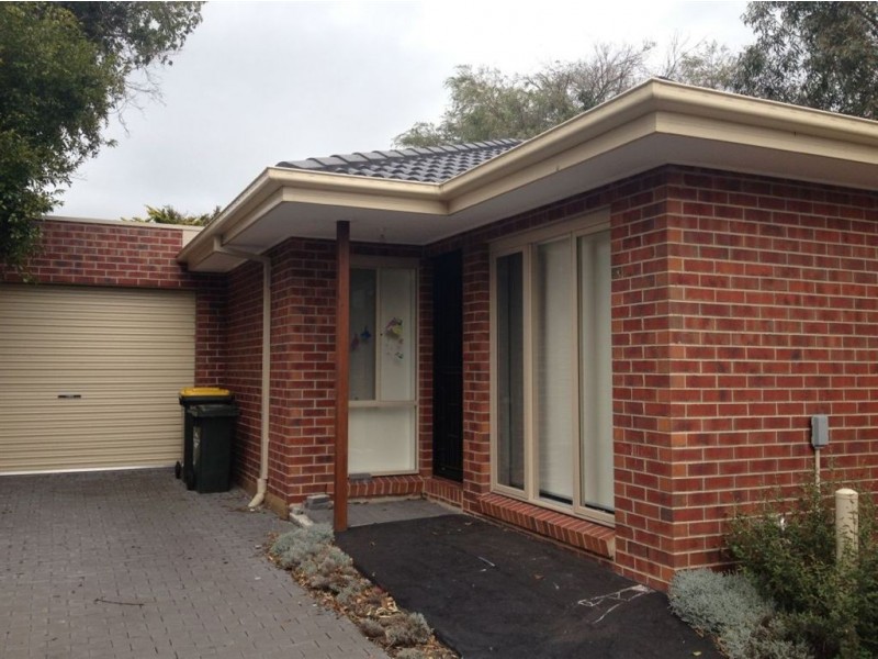 4/10 Nursery, Frankston VIC 3199