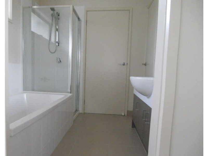 1/18 Sanders Road, Frankston South VIC 3199