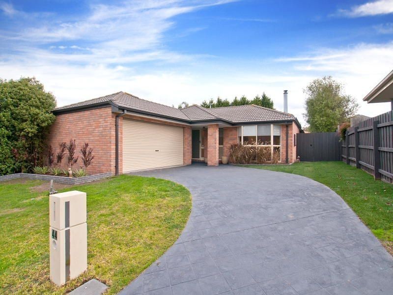 44 Highland Drive, Frankston South VIC 3199