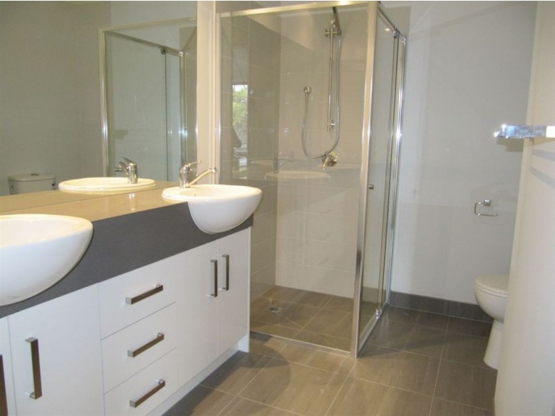 5/33 Culcairn Drive, Frankston South VIC 3199