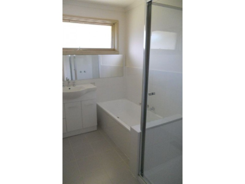 29 Oaklands Crescent, Frankston VIC 3199