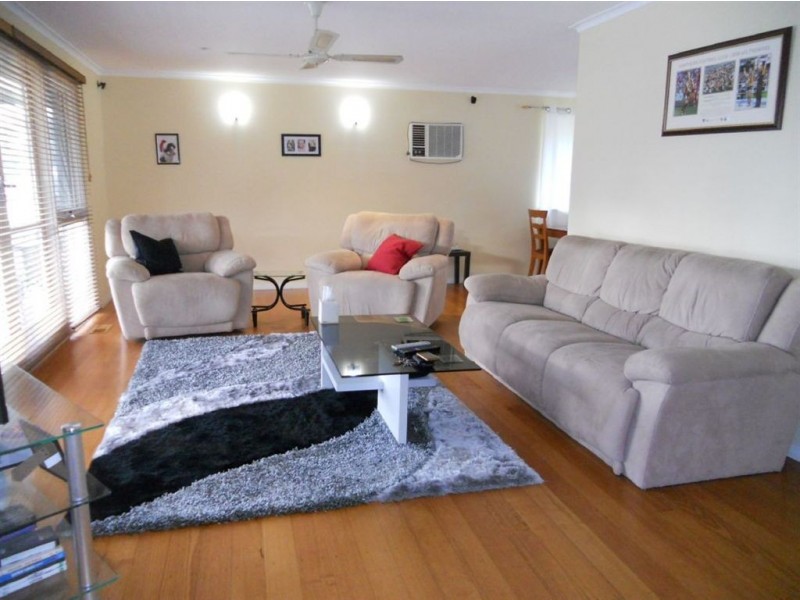 1 Kiandra Court, Frankston VIC 3199