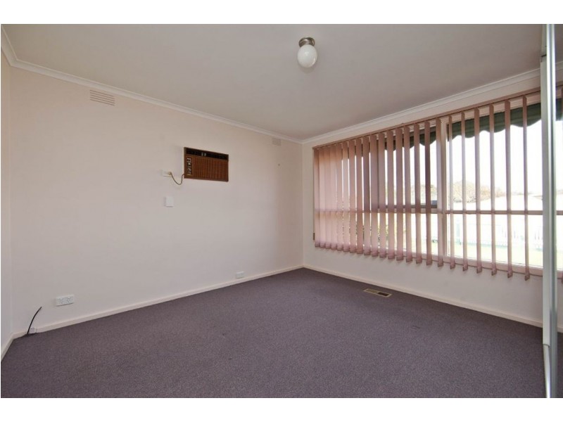 7 Charles Street, Seaford VIC 3198