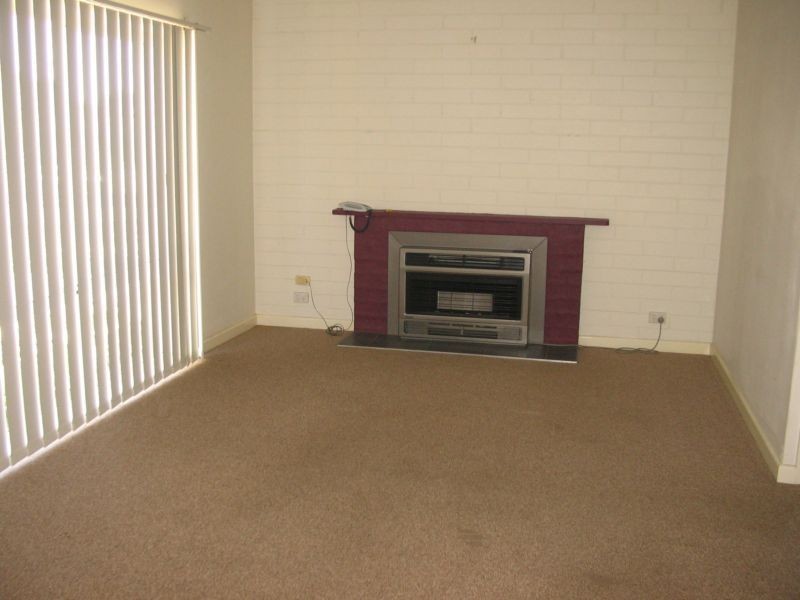 8 Karri Court, Frankston North VIC 3200