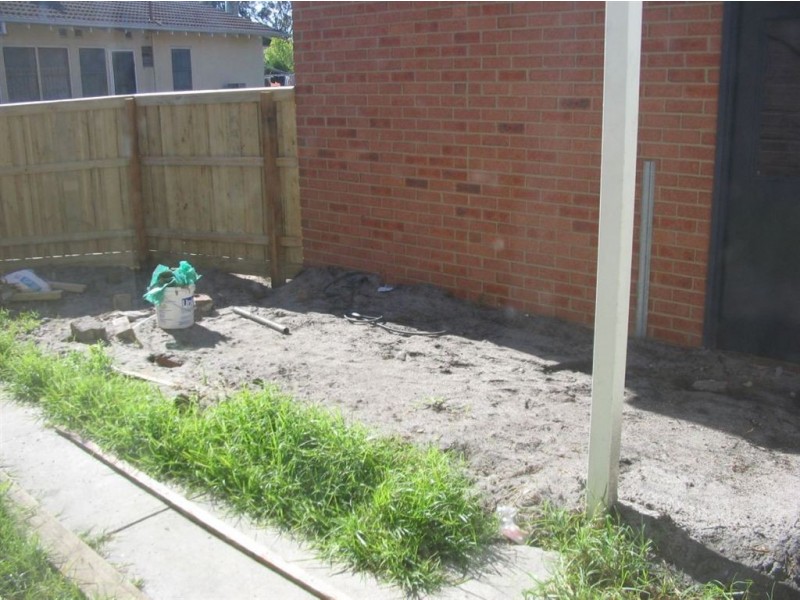 8 Karri Court, Frankston North VIC 3200