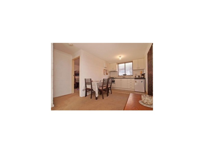 106/325 Nepean Highway, Frankston VIC 3199