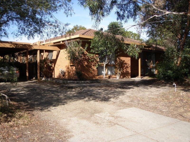 21 Deanswood Drive, Somerville VIC 3912