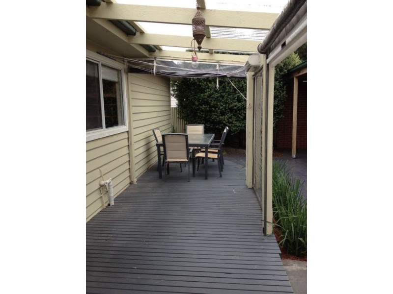 1/17 Seacrest Avenue, Seaford VIC 3198