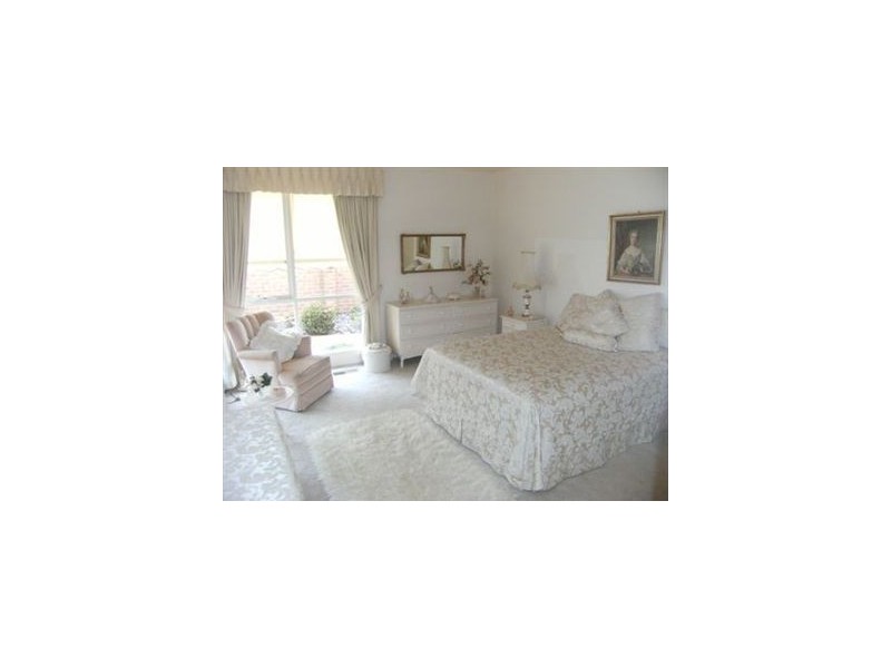 8 Sundown Walk, Frankston South VIC 3199