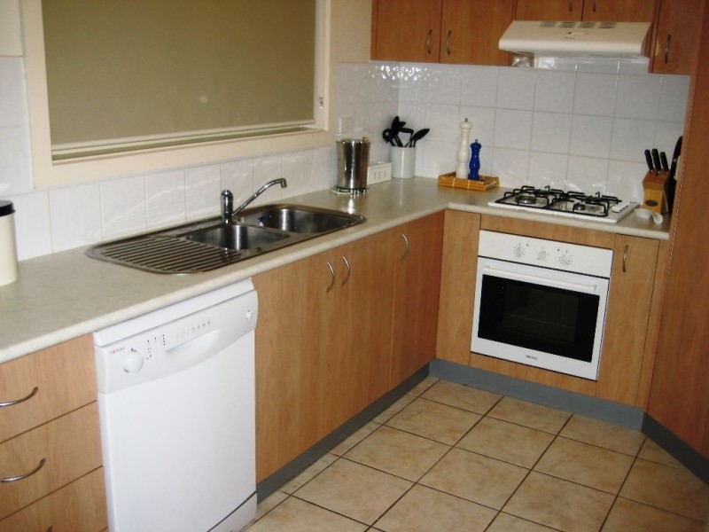 8 Brunnings Road, Carrum Downs VIC 3201