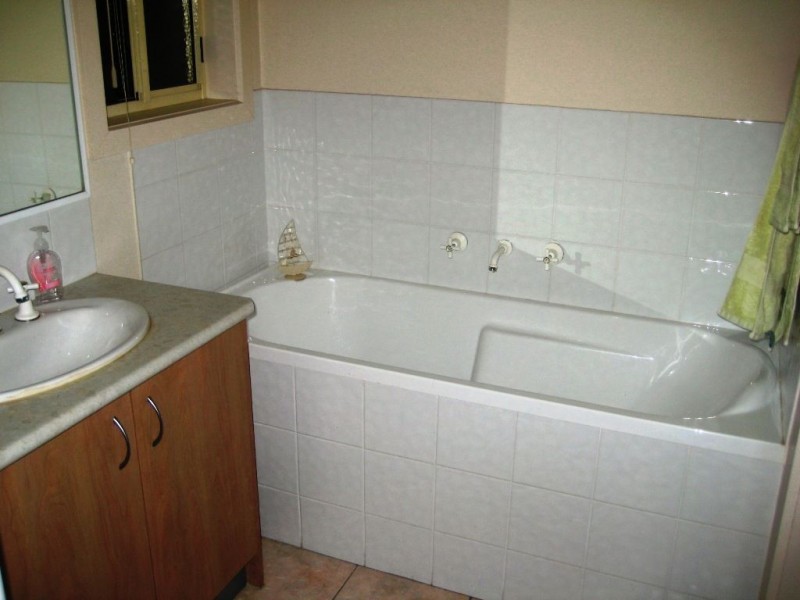 8 Brunnings Road, Carrum Downs VIC 3201