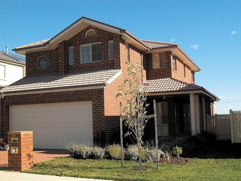 24 Yellowbox Crescent, Lyndhurst VIC 3975