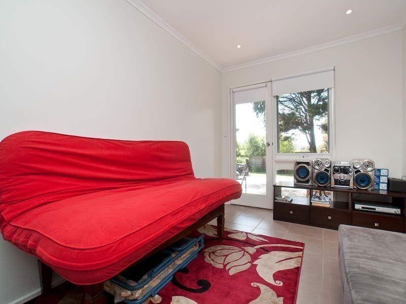 37 Golf Links Road, Frankston VIC 3199