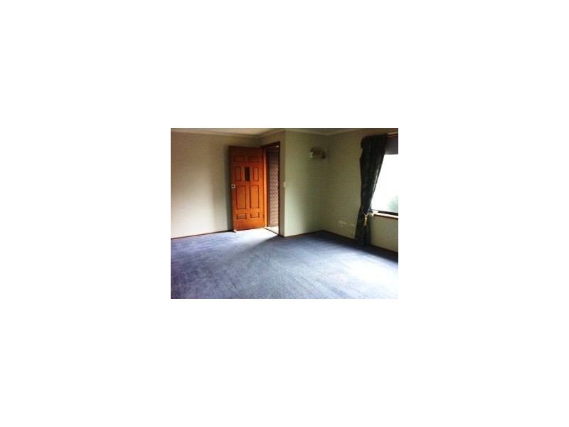 4/82 Eramosa Road East, Somerville VIC 3912