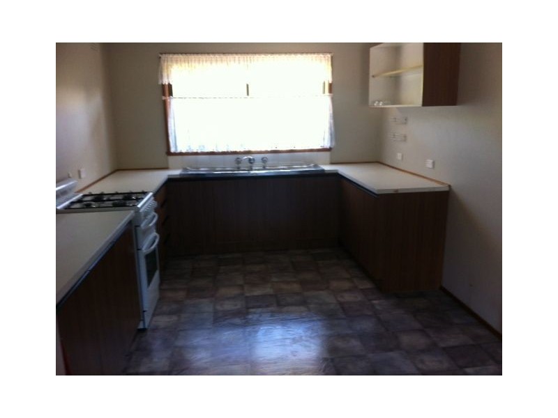 4/82 Eramosa Road East, Somerville VIC 3912