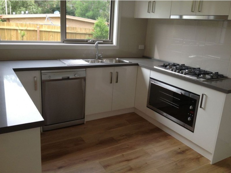 6/33 Culcairn Drive, Frankston South VIC 3199